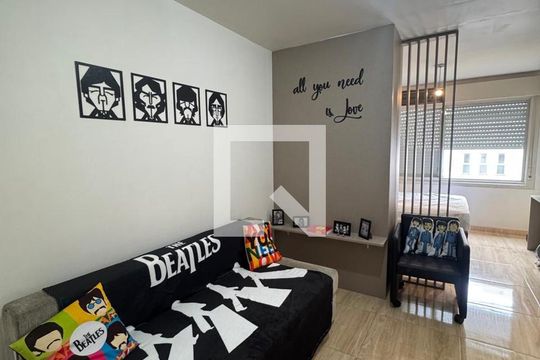 Sala de apartamento para alugar com 1 quarto, 29m² em Centro Histórico, Porto Alegre