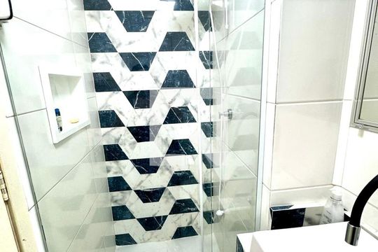 Banheiro de apartamento para alugar com 1 quarto, 29m² em Centro Histórico, Porto Alegre