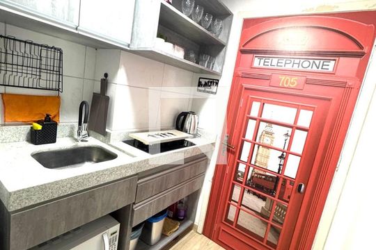 Cozinha de apartamento para alugar com 1 quarto, 29m² em Centro Histórico, Porto Alegre
