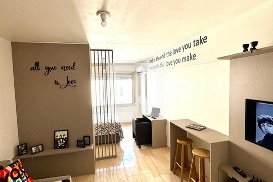 Sala de apartamento para alugar com 1 quarto, 29m² em Centro Histórico, Porto Alegre