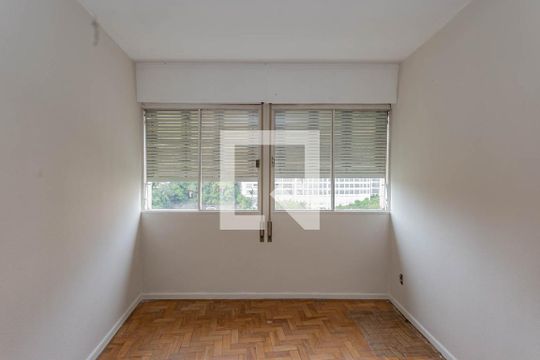 Quarto 1 de apartamento para alugar com 2 quartos, 85m² em Aclimação, São Paulo