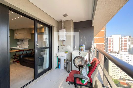 Varanda de apartamento à venda com 1 quarto, 38m² em Vila Mariana, São Paulo
