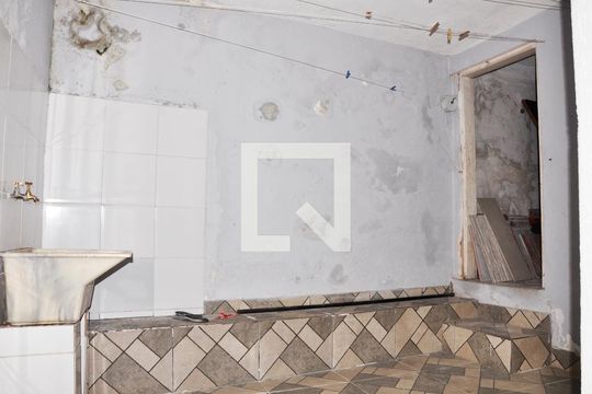 Área de Serviço de casa para alugar com 1 quarto, 150m² em Vila Marina, São Paulo