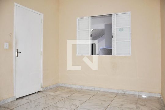 Quarto de casa para alugar com 1 quarto, 150m² em Vila Marina, São Paulo