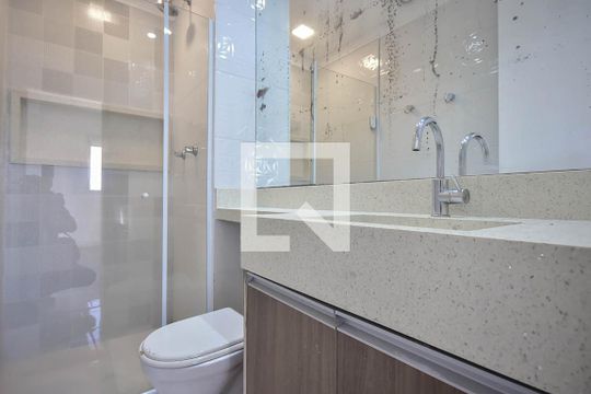 Banheiro de apartamento para alugar com 2 quartos, 47m² em Vila Andrade, São Paulo