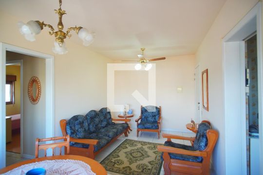Sala de apartamento para alugar com 2 quartos, 90m² em Santa Maria Goretti, Porto Alegre