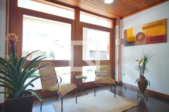 Hall de Entrada de apartamento para alugar com 2 quartos, 90m² em Santa Maria Goretti, Porto Alegre