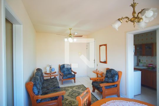 Sala de apartamento para alugar com 2 quartos, 90m² em Santa Maria Goretti, Porto Alegre