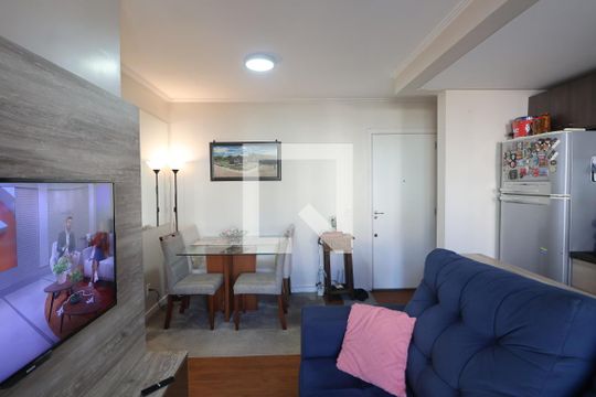 Sala de apartamento à venda com 2 quartos, 58m² em Fátima, Canoas