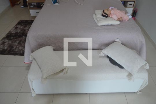 Banheiro 2 de casa para alugar com 2 quartos, 134m² em Vila Santa Isabel, São Paulo
