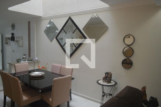 Sala de Jantar de casa para alugar com 2 quartos, 134m² em Vila Santa Isabel, São Paulo