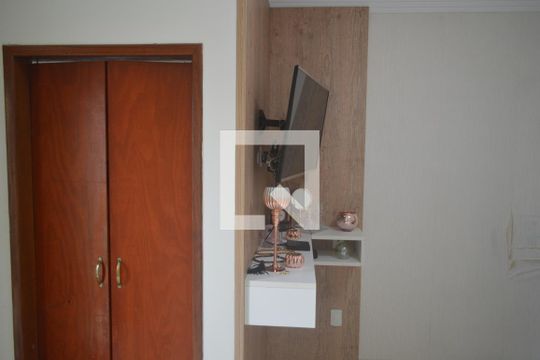 Suíte de casa para alugar com 2 quartos, 134m² em Vila Santa Isabel, São Paulo