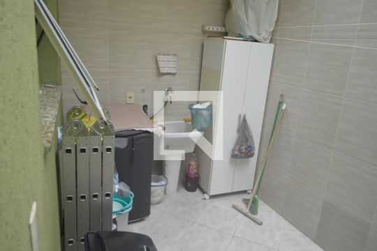 Área de Serviço de casa para alugar com 2 quartos, 134m² em Vila Santa Isabel, São Paulo