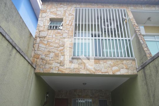 Garagem de casa para alugar com 2 quartos, 134m² em Vila Santa Isabel, São Paulo