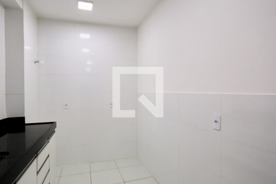 Cozinha de apartamento para alugar com 2 quartos, 55m² em Lagoinha, Belo Horizonte