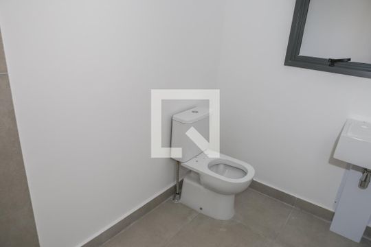 Banheiro de apartamento à venda com 1 quarto, 30m² em Jardim Vera Cruz, São Paulo