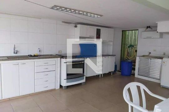 Casa à venda com 3 quartos, 200m² em Vila Constança, São Paulo