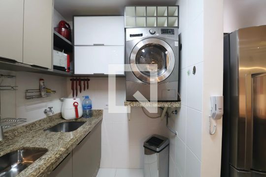 Área de Serviço de apartamento para alugar com 2 quartos, 85m² em Loteamento Joao Batista Juliao, Guarujá
