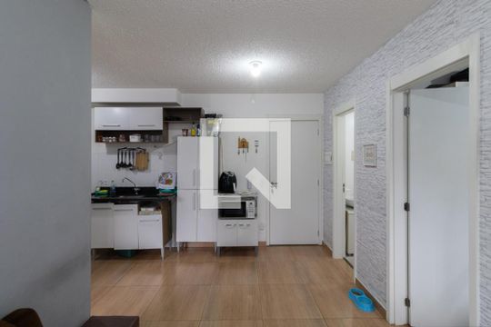 Sala e Cozinha de casa de condomínio à venda com 2 quartos, 37m² em Jardim Norma, São Paulo