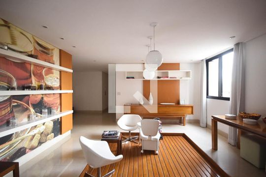 Espaço Beleza de apartamento à venda com 3 quartos, 206m² em Jardim Panorama, São Paulo