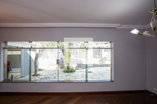 Sala de casa para alugar com 4 quartos, 210m² em Conceição, Diadema