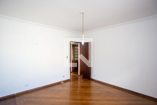 Quarto 1 de casa para alugar com 4 quartos, 210m² em Conceição, Diadema