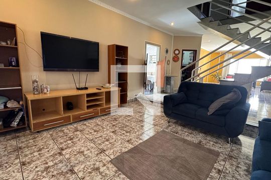 Sala de TV de casa à venda com 5 quartos, 320m² em Jardim Proenca I, Campinas