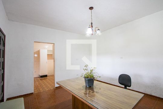 Sala de casa à venda com 3 quartos, 240m² em Condomínio Maracanã, Santo André