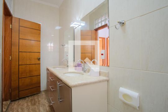 Banheiro Social de casa à venda com 3 quartos, 150m² em Vila Gomes Cardim, São Paulo