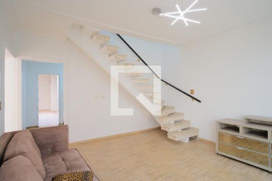 Sala de casa para alugar com 3 quartos, 150m² em Vila Gomes Cardim, São Paulo