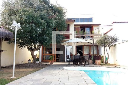 Casa à venda com 4 quartos, 292m² em Jardim da Saúde, São Paulo