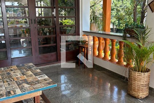 Área Externa de casa de condomínio à venda com 4 quartos, 560m² em Alphaville, Santana de Parnaíba