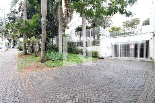 Fachada de apartamento para alugar com 2 quartos, 75m² em Barra Funda, São Paulo