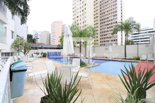 Área comum - Piscina de apartamento para alugar com 2 quartos, 75m² em Barra Funda, São Paulo
