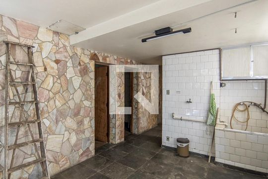 Lavanderia de casa à venda com 7 quartos, 350m² em Santo Antônio, Belo Horizonte