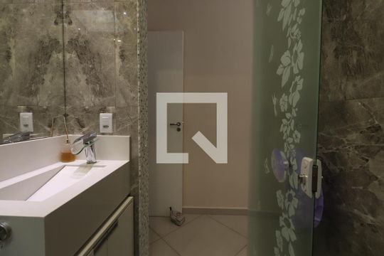 Banheiro da Suíte 3 de casa à venda com 3 quartos, 188m² em Vila Aricanduva, São Paulo