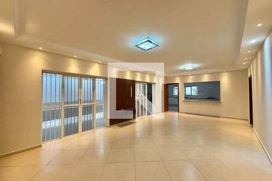 Casa à venda com 3 quartos, 202m² em Parque dos Resedás, Campinas