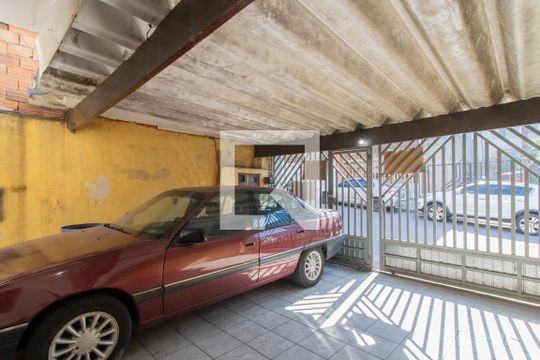 Garagem de casa à venda com 2 quartos, 250m² em Jardim Santa Inês, Guarulhos