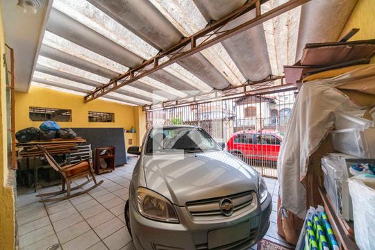 Garagem de casa à venda com 3 quartos, 174m² em Vila Leopoldina, Santo André