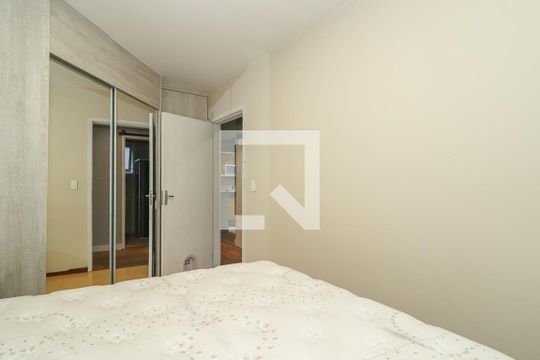 Quarto 1 de apartamento à venda com 2 quartos, 132m² em Cristo Redentor, Porto Alegre