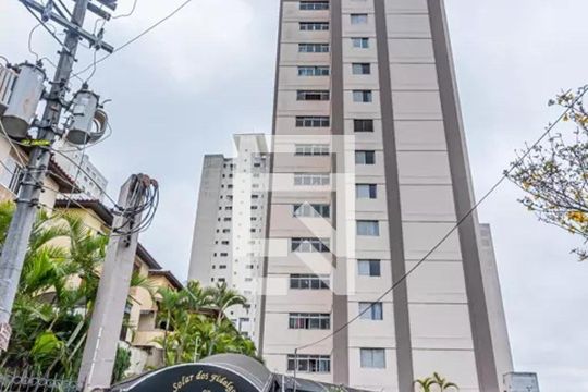 Fachada de apartamento para alugar com 3 quartos, 110m² em Piqueri, São Paulo