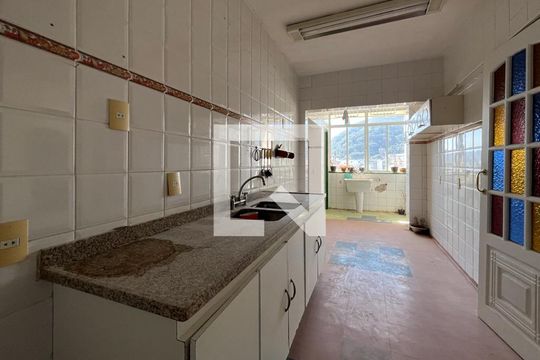 Cozinha de apartamento à venda com 2 quartos, 206m² em Ipanema, Rio de Janeiro