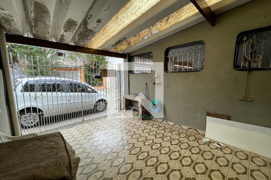 Garagem de casa à venda com 2 quartos, 75m² em Jardim Trussardi, São Paulo