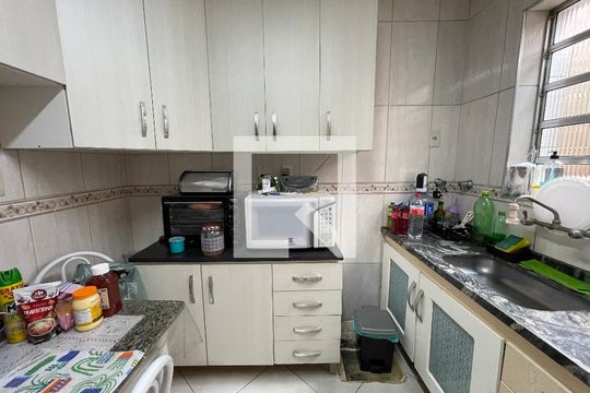 Cozinha de casa à venda com 2 quartos, 75m² em Jardim Trussardi, São Paulo