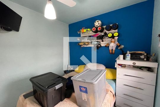 Quarto 1 de casa à venda com 2 quartos, 75m² em Jardim Trussardi, São Paulo