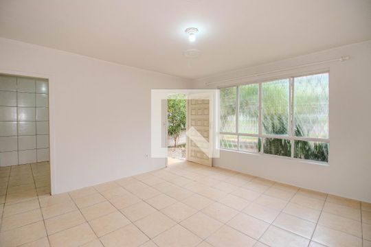 Casa para alugar com 3 quartos, 170m² em Vila Jardim, Porto Alegre