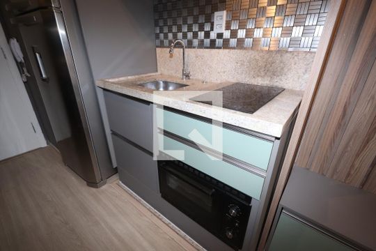 Cozinha de apartamento para alugar com 1 quarto, 33m² em Vila Mariana, São Paulo