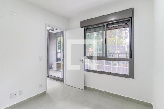 Quarto de apartamento para alugar com 1 quarto, 40m² em Santo Amaro, São Paulo