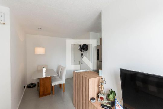 Sala de apartamento à venda com 2 quartos, 48m² em São Francisco Xavier, Rio de Janeiro