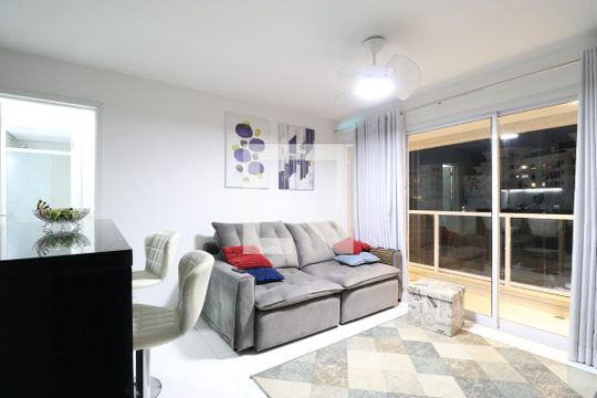 Sala/Cozinha de apartamento para alugar com 1 quarto, 43m² em Lapa, São Paulo